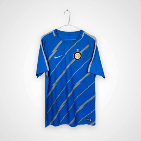 Koszulka piłkarska Inter Mediolan, 2016/17, stan zadowalający - kilka mikro zaciągnięć na froncie.