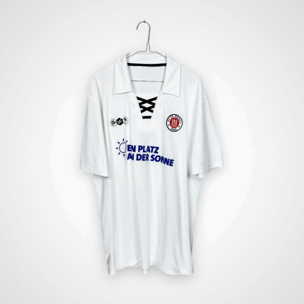 ST. Pauli, 2010/11 Away, very good condition - two minor pulls on the back.