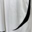 Legia Warschau Fußballtrikot, 2006/07 Home, schlechter Zustand - ein paar Löcher auf dem linken Ärmel, ein Riss auf dem Vereinswappen, ein kleiner Fleck und ein Riss auf der