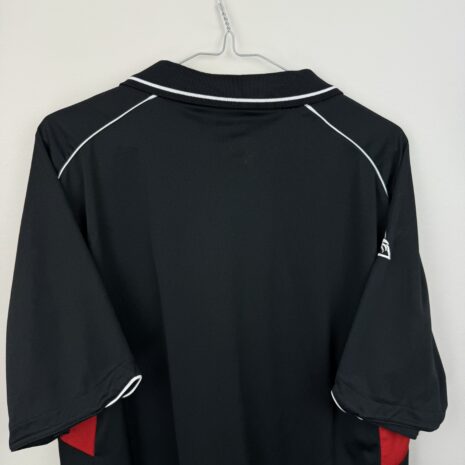 IMG_7204 Koszulka piłkarska Stoke City FC, 2009/10 Away, stan bardzo dobry - starta nalepka z rozmiarem na karku oraz popękana nalepka u dołu koszulki na froncie.- widok