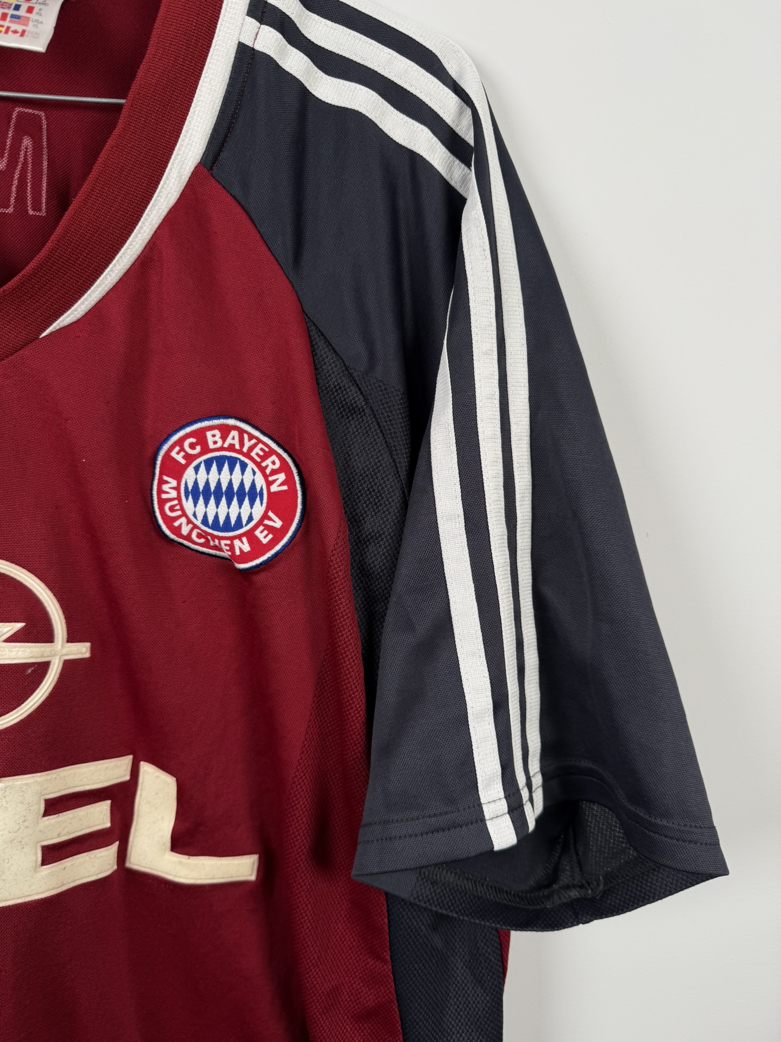 FC Bayern Munich 2001/02 Home 14 Pizarro football shirt [XL