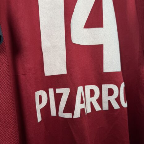 IMG_1254 Koszulka piłkarska Koszulka piłkarska FC Bayern Monachium, 2001/02 Home, stan zadowalający - znaczna ilość niewielkich zaciągnięć oraz defekt nadruku sponsora na