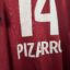 Koszulka piłkarska Koszulka piłkarska FC Bayern Monachium, 2001/02 Home, stan zadowalający - znaczna ilość niewielkich zaciągnięć oraz defekt nadruku sponsora na