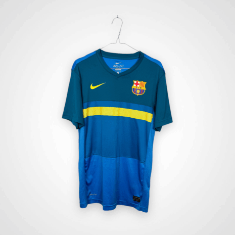 Football shirt FC Barcelona training shirt 2011/12 [S], 2011/12, good condition - a few minor pulls, minor soiling on the front and in places,