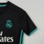 Koszulka piłkarska Real Madryt, 2017/18 Away, stan doskonały- widok dodatkowy 3