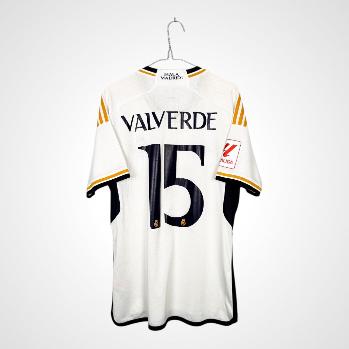 Real Madrid 2023/24 Home 15 Valverde football shirt [L] - Original