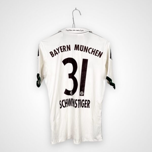 Koszulka piłkarska FC Bayern Monachium 2013/14 Away 31 Schweinsteiger [164 cm]