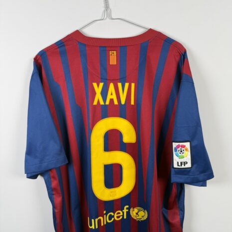 FC Barcelona 2011/12 Home 6 Xavi football shirt [XL] - Original